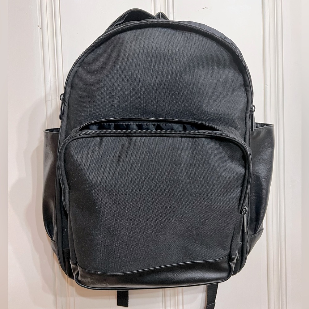 BEIS The Backpack